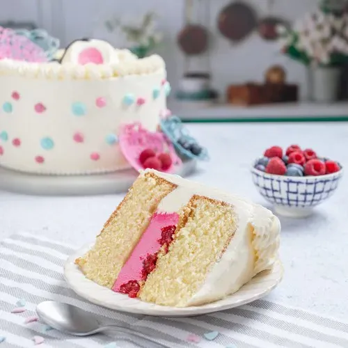 Classic Gender Reveal Cake Inside Ideas
