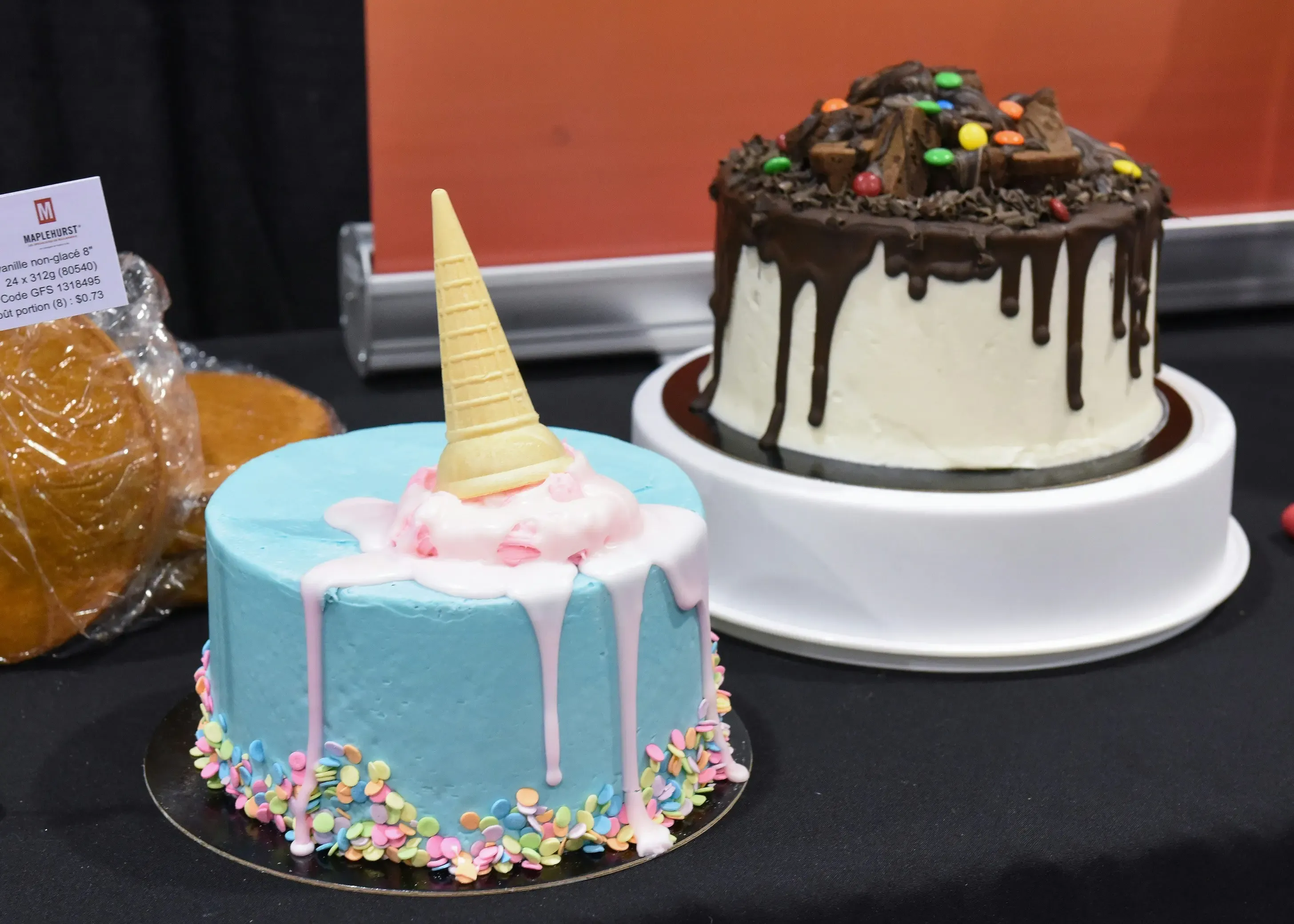 Making Your Cake Reveal Memorable