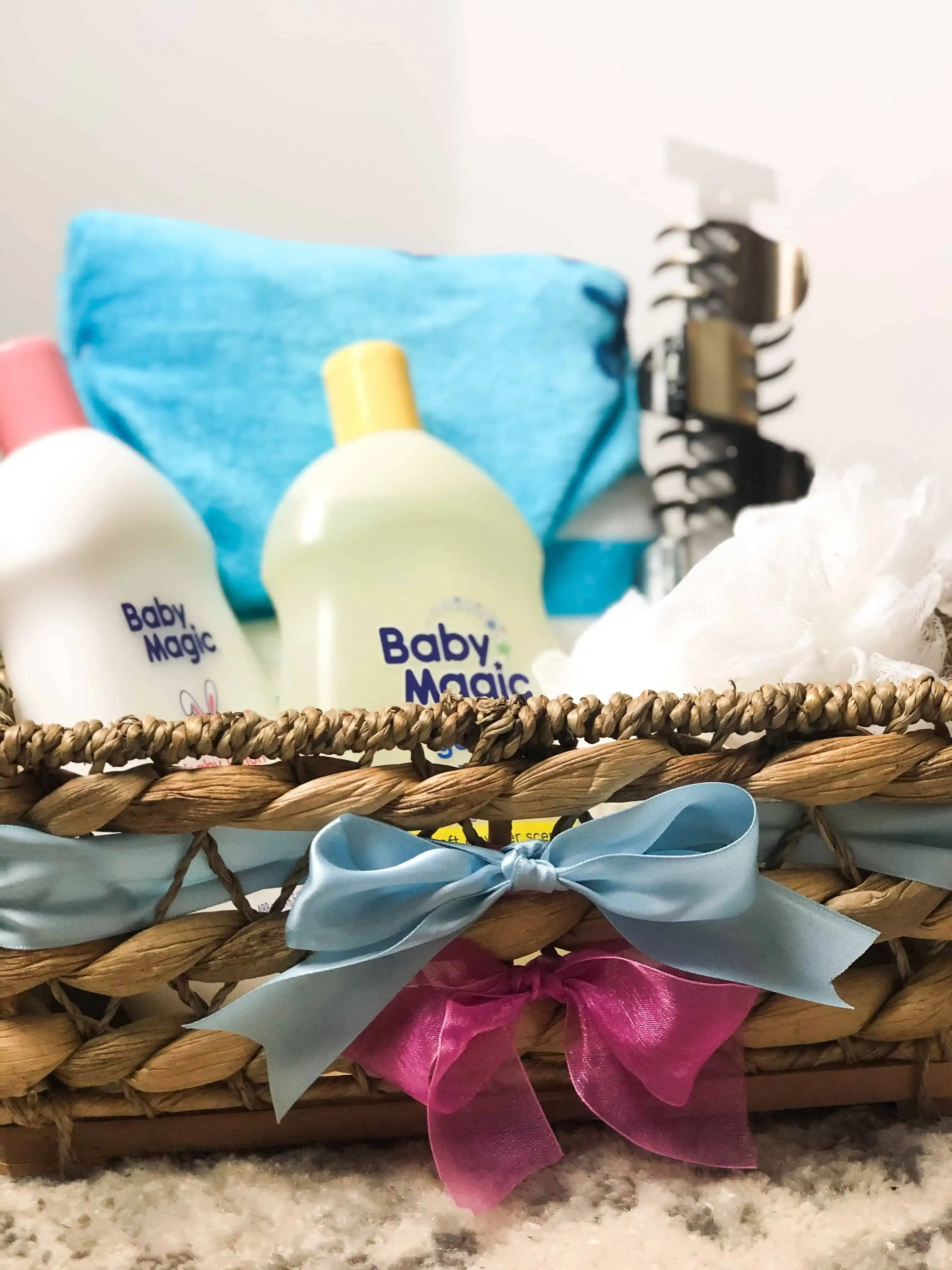 Amazing present ideas for gender reveal party guests