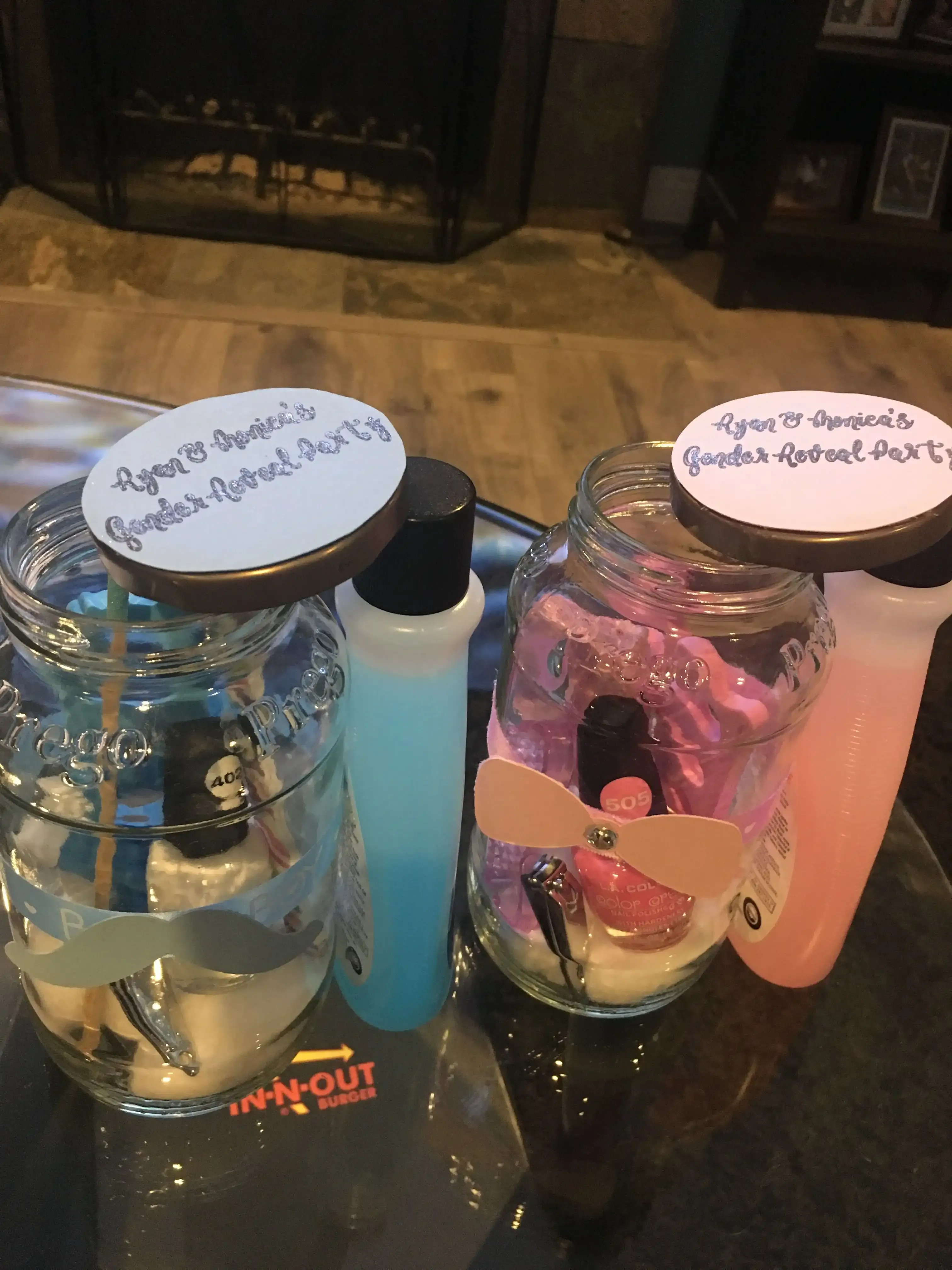 Fantastic prize ideas for gender reveal party guests