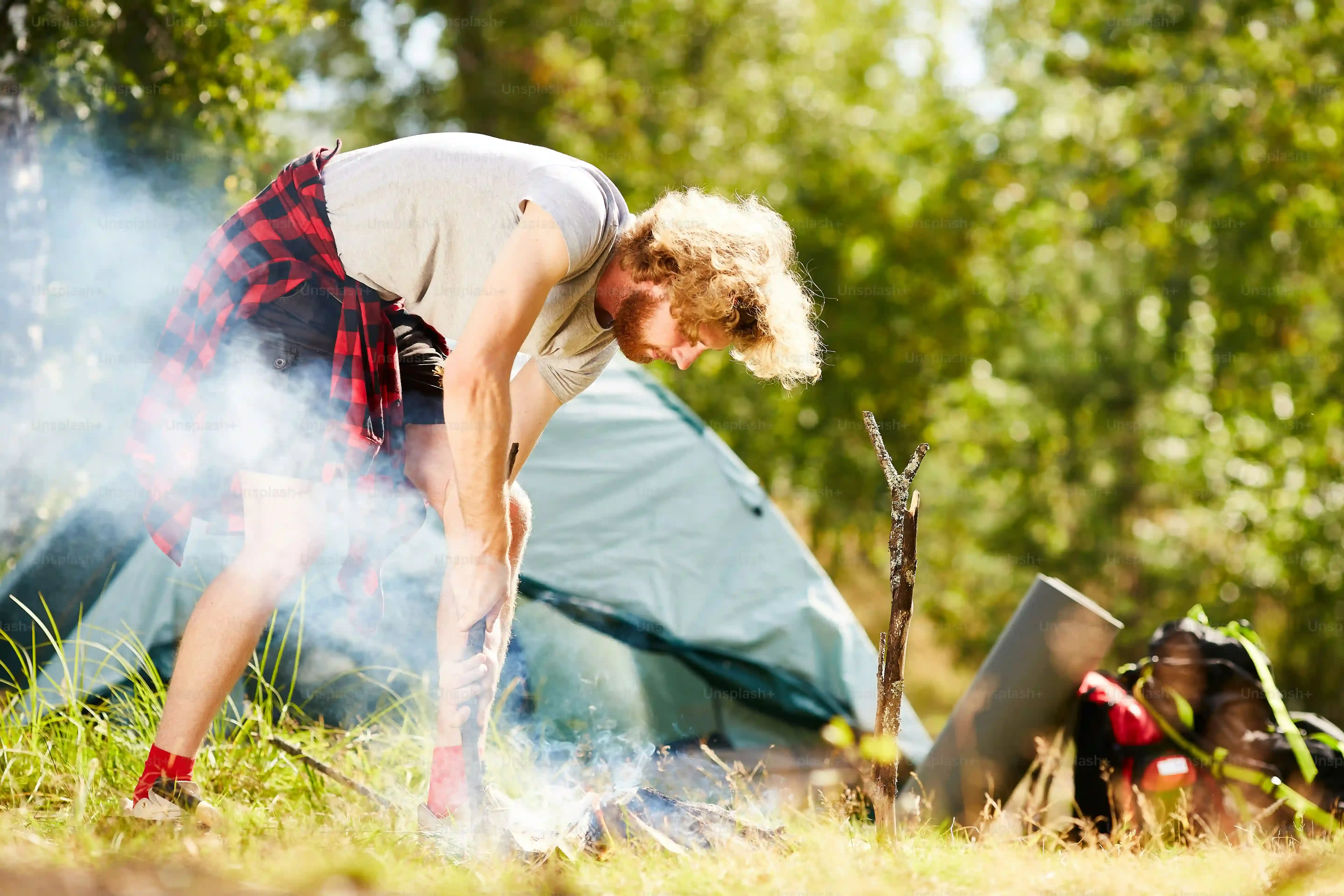 Thinking Outside the Box: Creative Simple Gender Reveal Ideas for Outdoors